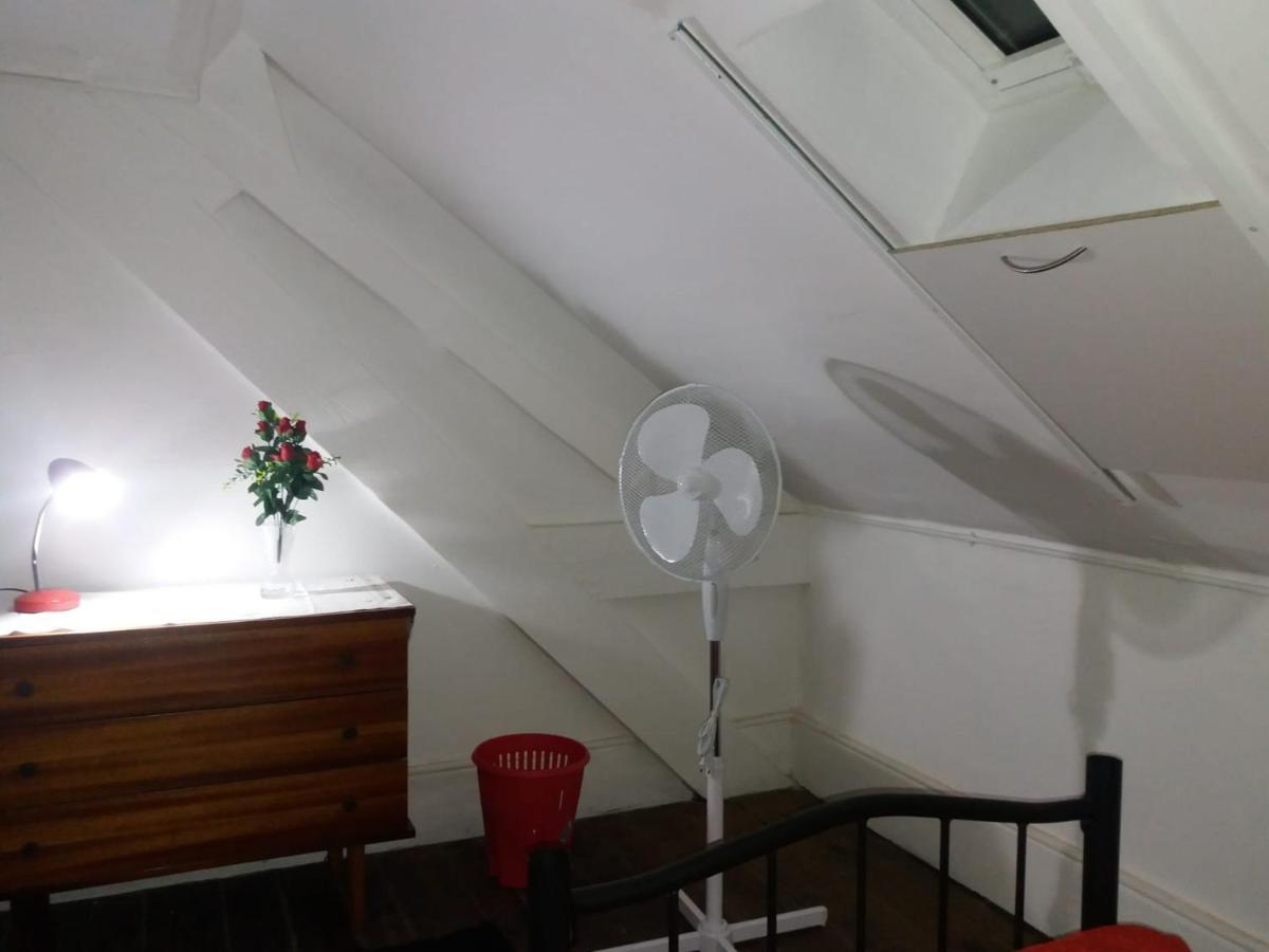 Casa Dragao Bed & Breakfast Porto Bagian luar foto
